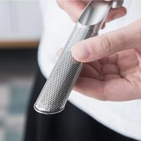 Metalowy dyfuzor z sitkiem do herbaty