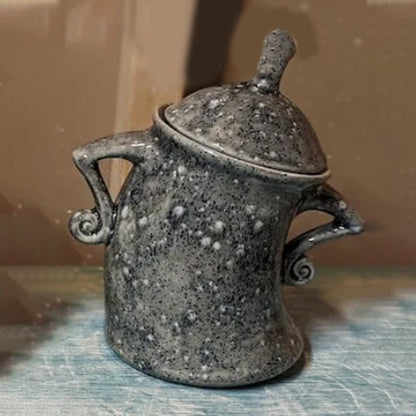 Kuchenny pojemnik do przechowywania – praktyczny organizer z charakterem