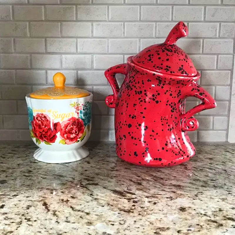 Kuchenny pojemnik do przechowywania – praktyczny organizer z charakterem