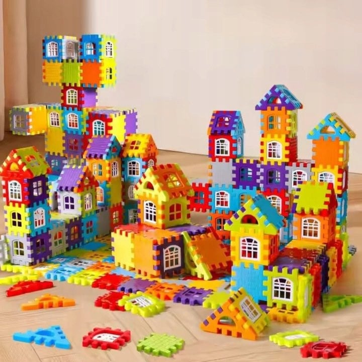 BlocksyTown™ – magnetyczny zestaw konstrukcyjny z 320 elementami, w tym oknami i drzwiami